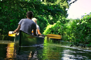 Kanutour auf der Luhe von Wetzen nach Garstedt – Paddler unterwegs durch die Lüneburger Heide